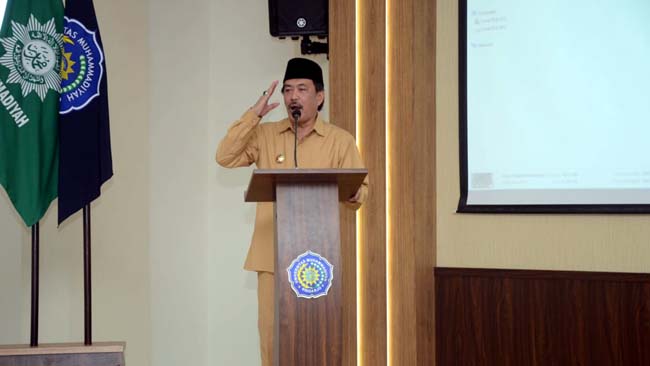 PELATIHAN - Wabup Sidoarjo, Nur Ahmad Syaifuddin membuka acara Kursus Mahir Tingkat Dasar (KMD) 2019 di Umsida, Senin (19/8/2019)