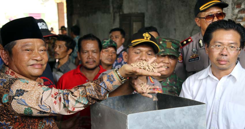 Pengusaha Tahu Tropodo Deklarasi Stop Gunakan Bahan Bakar Sampah Plastik