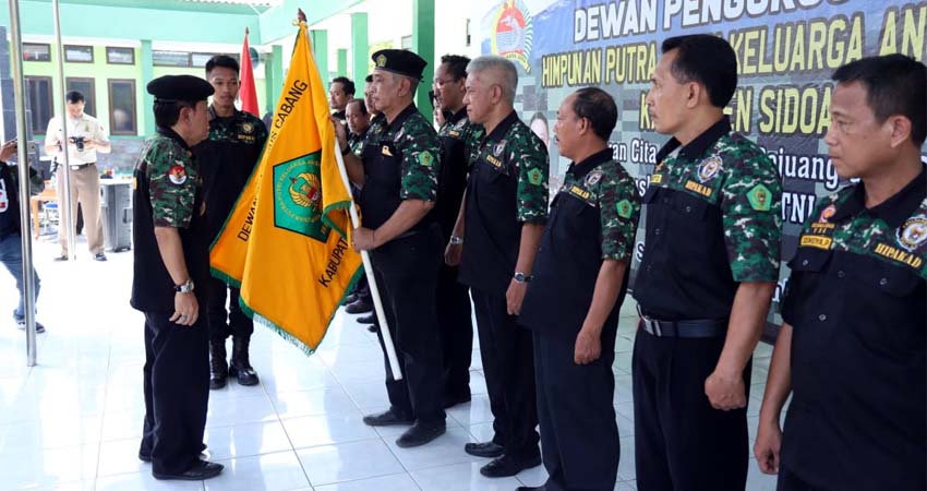 Bupati Sidoarjo Dinobatkan Sebagai Warga Kehormatan Hipakad