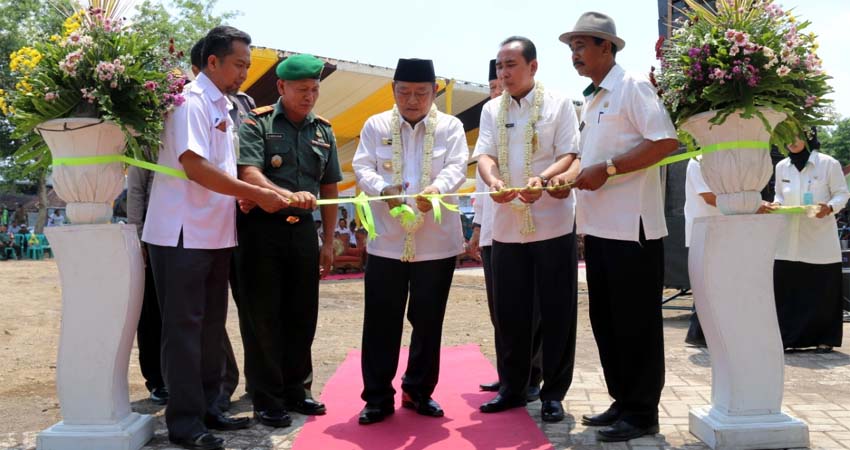 Bupati Sidoarjo Resmikan BUMDes Hasta Krida Jedongcangkring