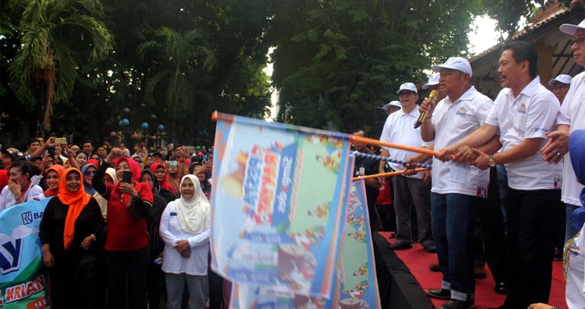 Pemkab Sidoarjo Dapat Bantuan Mobil Ambulance Senilai Rp 600 Juta dari BRI