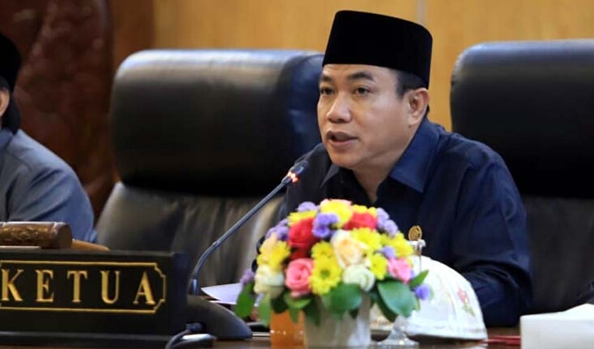 Ketua DPRD Sidoarjo, H Usman