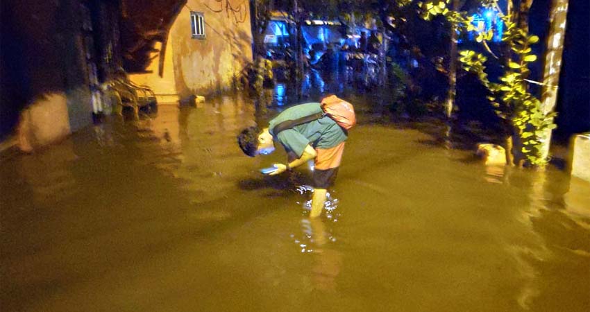 Hujan Deras dan Air Pasang, Picu Banjir Tiga Desa di Sidoarjo