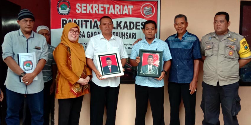 CAKADES - Cakades Gagangkepuhsari, Kecamatan Balongbendo, Sidoarjo Nur Huda dan Mustofa saat pendaftaran beberapa bulan lalu mengaku keberatan dengan penundaan Pilkades Serentak di Sidoarjo